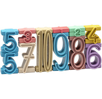 Číselná věž v Montessori barvách